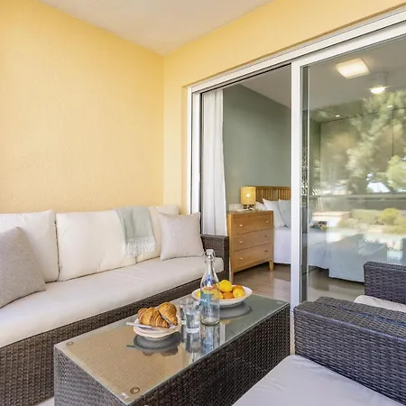 Golden Paradise Mar
